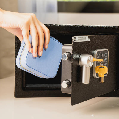Caja Fuerte Pequeña*